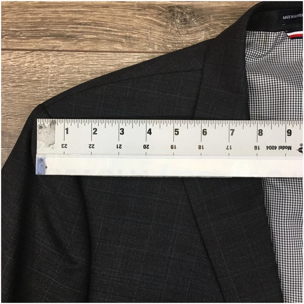 TOMMY HILFIGER Mens Blazer Sport Coat‎ Casual Jacket Size 48R Classic Wool Suit